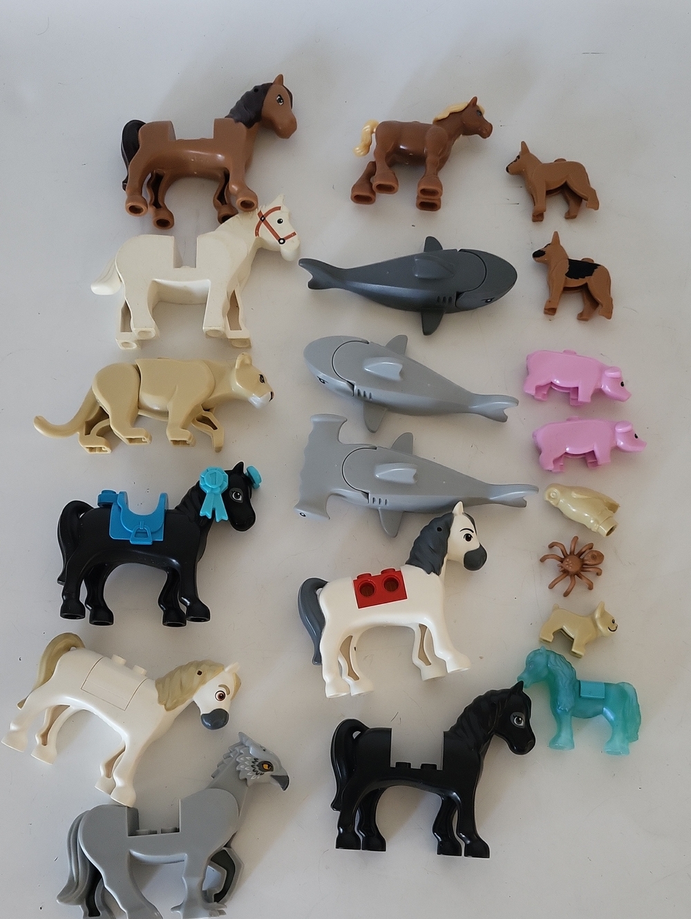 LEGO Animals Bulk Lot - 20pc Horses Sharks Dogs Pigs Figures Minifig Pieces